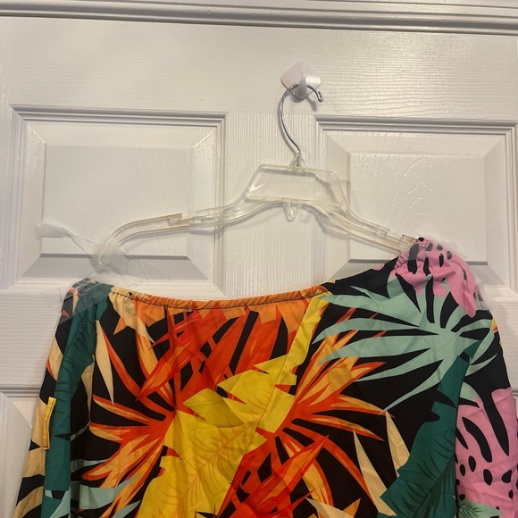 Women's Plus Size Tropical Loose Relaxed Fit One Shoulder Asymmetrical Top 14W - Picture 8 of 8